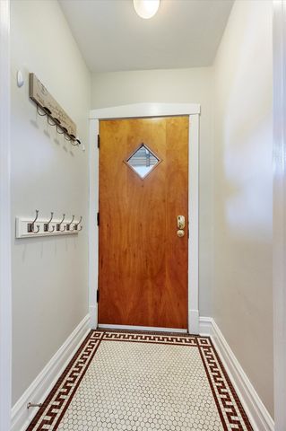 1010 S OAK PARK Avenue, Oak Park, IL 60304