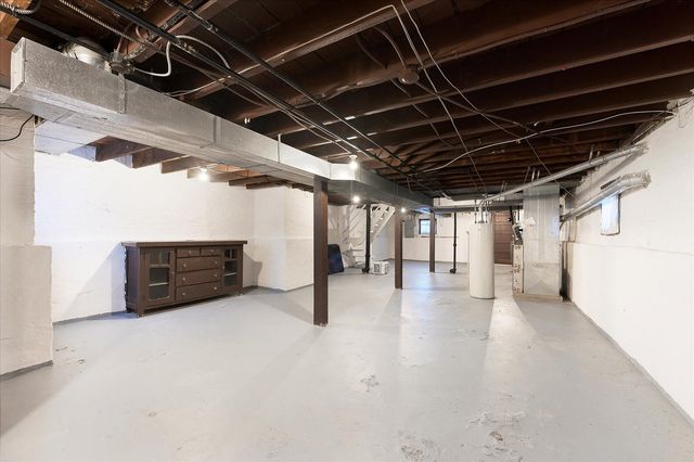 1010 S OAK PARK Avenue, Oak Park, IL 60304