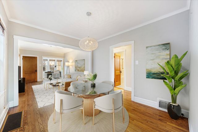 1010 S OAK PARK Avenue, Oak Park, IL 60304