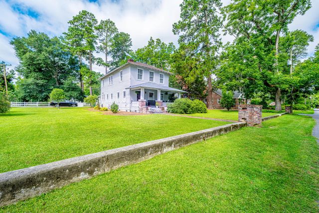 401 Johnston Street, Saint George, SC 29477