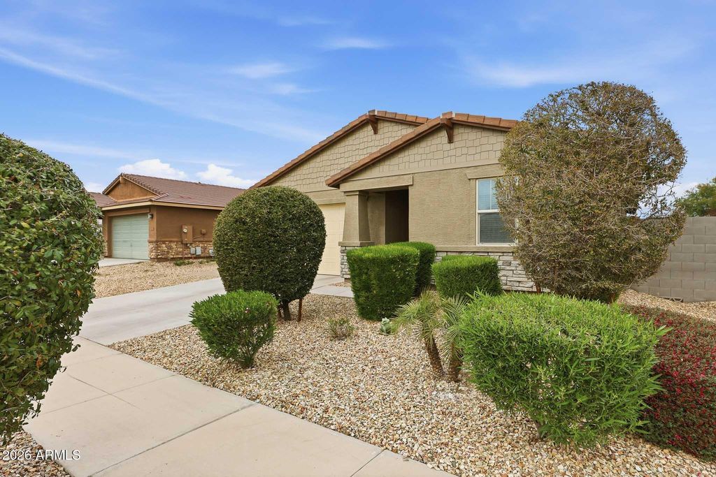 18820 W SHANGRI LA Road, Surprise, AZ 85388 — photo 4