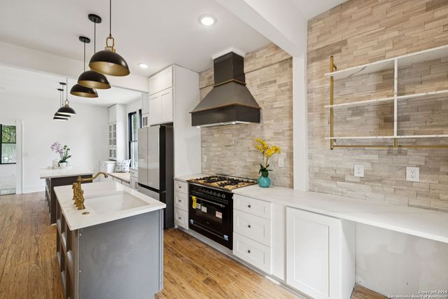 414 mission, San Antonio, TX 78210