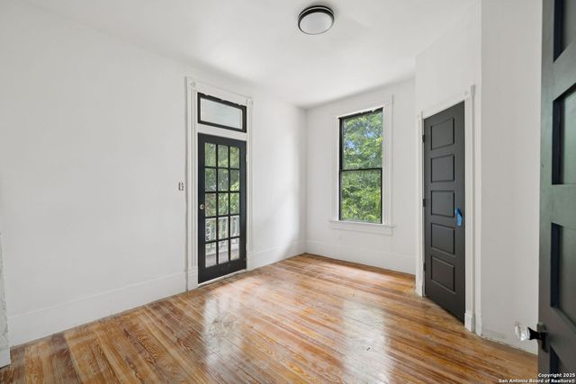 414 mission, San Antonio, TX 78210
