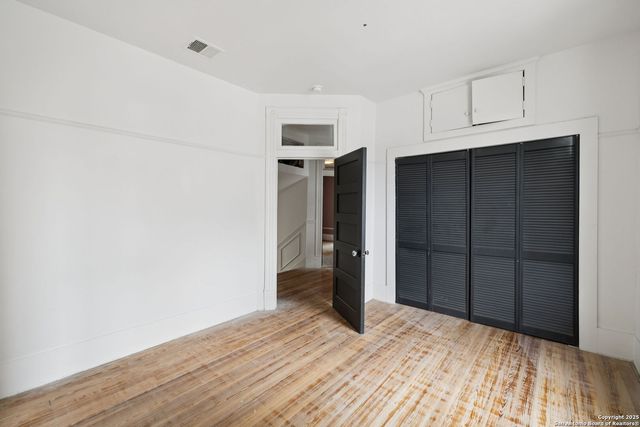 414 mission, San Antonio, TX 78210