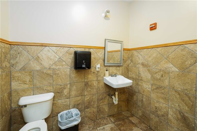 25 Pawtucket Avenue, Pawtucket, RI 02860