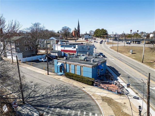 25 Pawtucket Avenue, Pawtucket, RI 02860