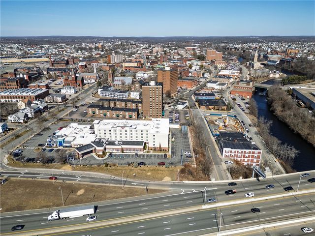 25 Pawtucket Avenue, Pawtucket, RI 02860