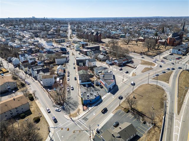 25 Pawtucket Avenue, Pawtucket, RI 02860