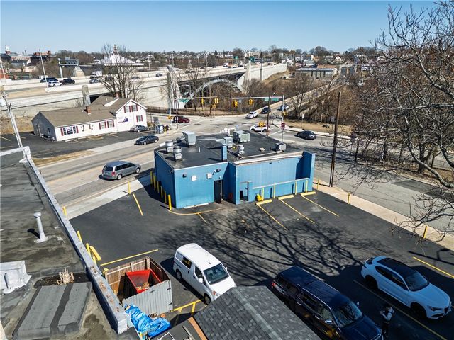 25 Pawtucket Avenue, Pawtucket, RI 02860