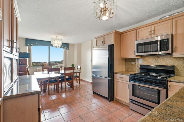 2 Bay Club Drive 11A, Bayside, NY 11360