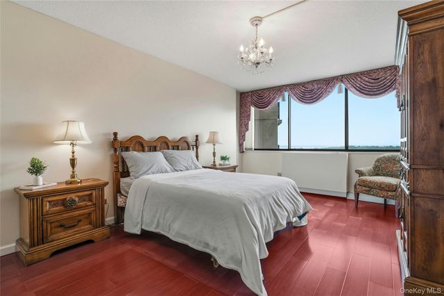 2 Bay Club Drive 11A, Bayside, NY 11360