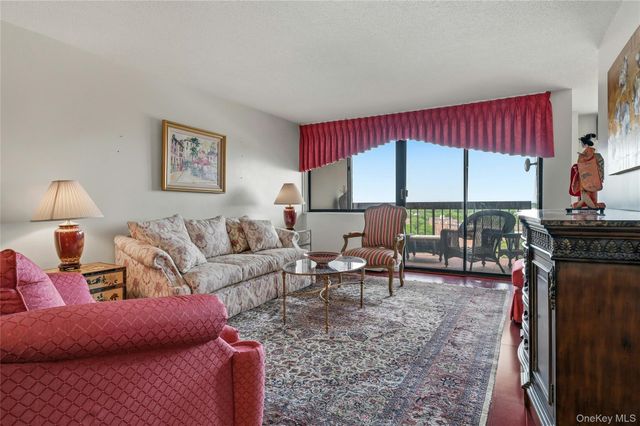 2 Bay Club Drive 11A, Bayside, NY 11360