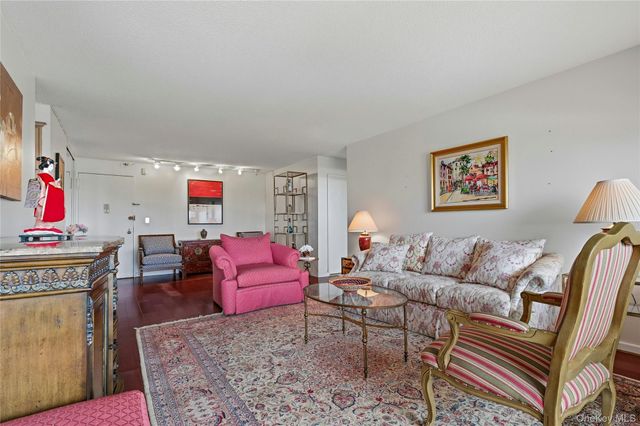 2 Bay Club Drive 11A, Bayside, NY 11360
