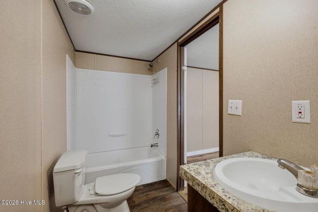 1426 Cherrytree Road NE, Winnabow, NC 28479