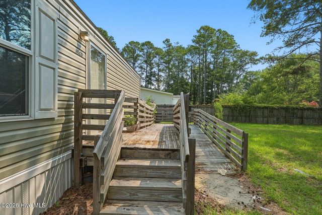 1426 Cherrytree Road NE, Winnabow, NC 28479