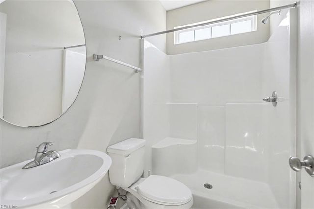 2001 Smalleys Dam CIR, Suffolk, VA 23434