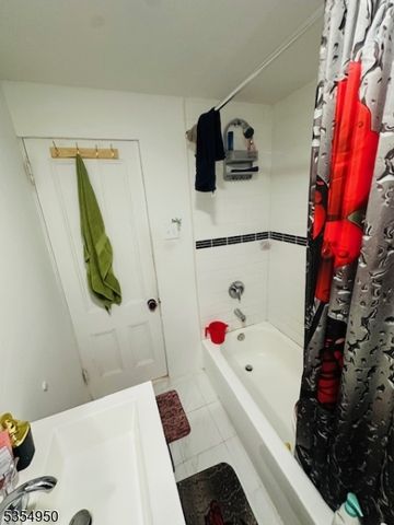 158 Haledon Ave, Prospect Park Boro, NJ 07508