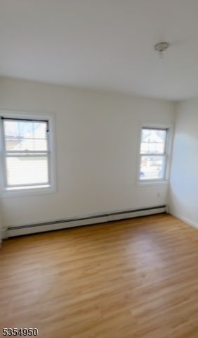 158 Haledon Ave, Prospect Park Boro, NJ 07508