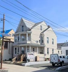 158 Haledon Ave, Prospect Park Boro, NJ 07508