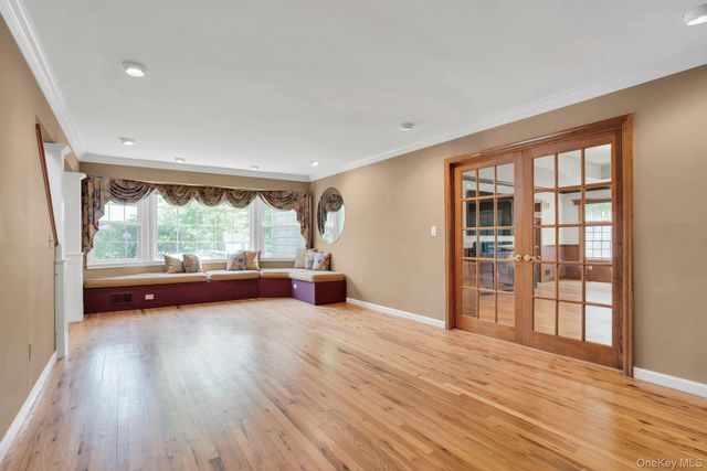 1 Sarah Drive, Dix Hills, NY 11746