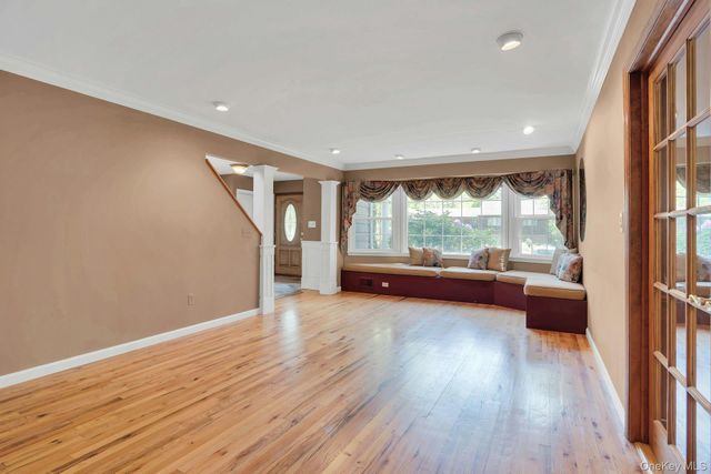 1 Sarah Drive, Dix Hills, NY 11746