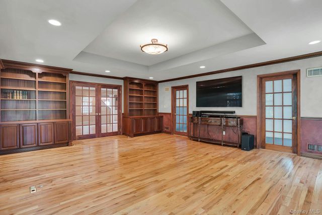 1 Sarah Drive, Dix Hills, NY 11746