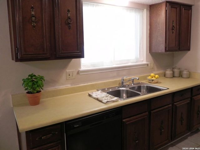 4727 HIDDEN CRK, San Antonio, TX 78238