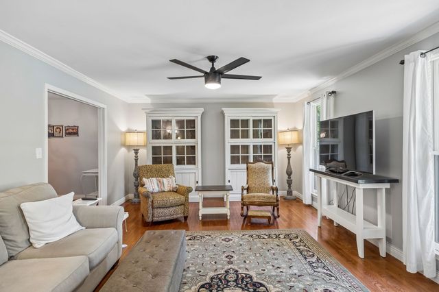 2039 Sunny Side Dr, Brentwood, TN 37027