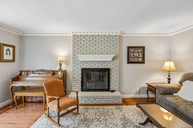 2039 Sunny Side Dr, Brentwood, TN 37027