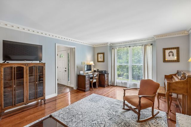 2039 Sunny Side Dr, Brentwood, TN 37027