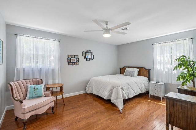 2039 Sunny Side Dr, Brentwood, TN 37027
