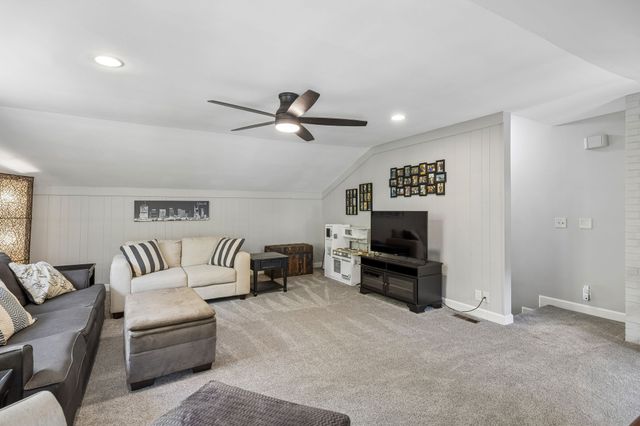 2039 Sunny Side Dr, Brentwood, TN 37027