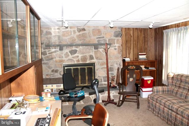 885 MOUNT WILSON RD, Lebanon, PA 17042