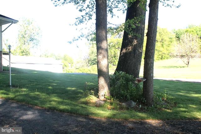 885 MOUNT WILSON RD, Lebanon, PA 17042