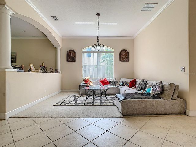 4360 BENDING BRANCH LN, Oviedo, FL 32766