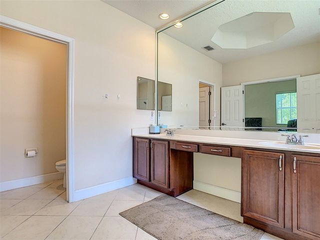 4360 BENDING BRANCH LN, Oviedo, FL 32766