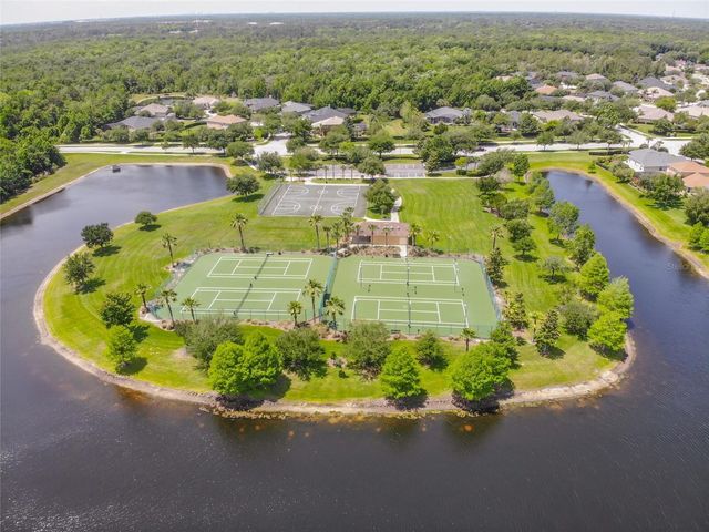 4360 BENDING BRANCH LN, Oviedo, FL 32766