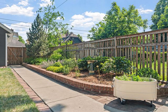 1028 Ashland Avenue, Saint Paul, MN 55104