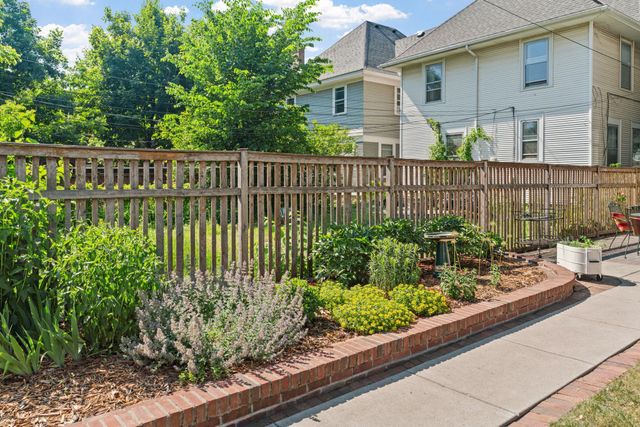 1028 Ashland Avenue, Saint Paul, MN 55104