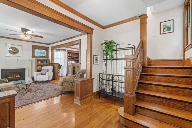 1028 Ashland Avenue, Saint Paul, MN 55104