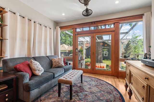 1028 Ashland Avenue, Saint Paul, MN 55104