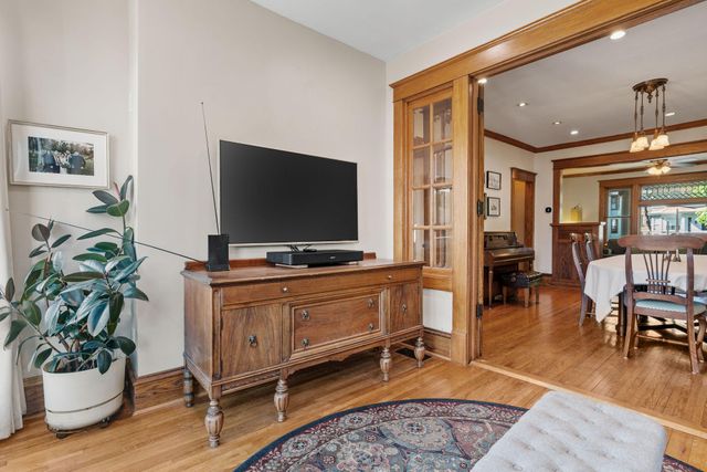 1028 Ashland Avenue, Saint Paul, MN 55104