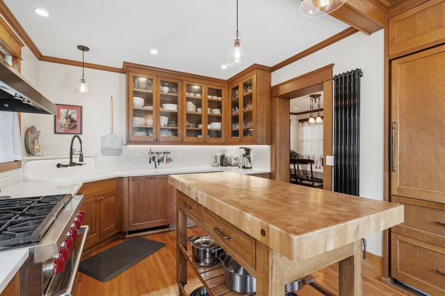 1028 Ashland Avenue, Saint Paul, MN 55104