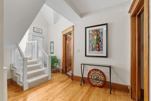 1028 Ashland Avenue, Saint Paul, MN 55104