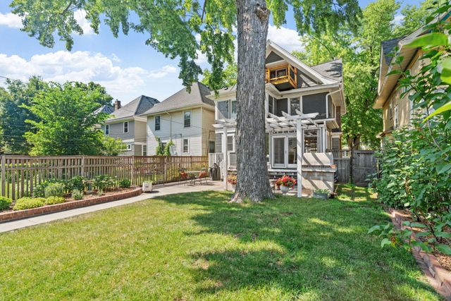 1028 Ashland Avenue, Saint Paul, MN 55104