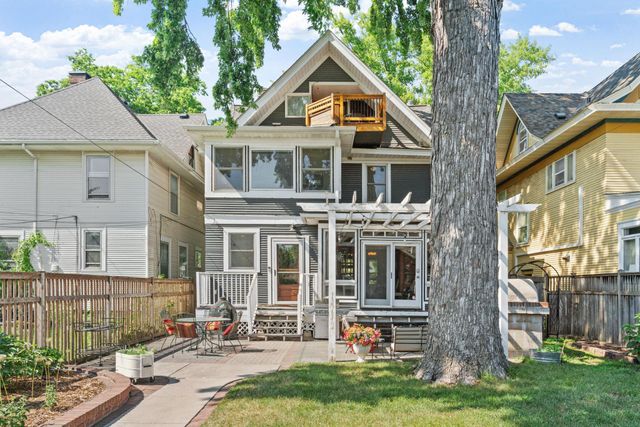 1028 Ashland Avenue, Saint Paul, MN 55104