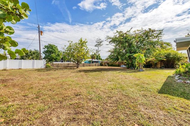 119 SUNNYSIDE STREET NW, Port Charlotte, FL 33952