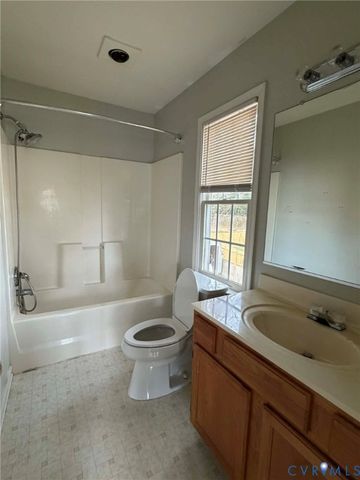 7480 Zorbas Ln, Mechanicsville, VA 23111