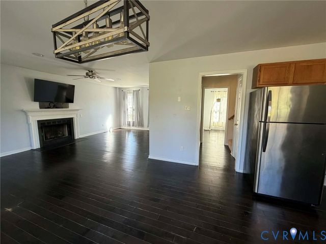 7480 Zorbas Ln, Mechanicsville, VA 23111