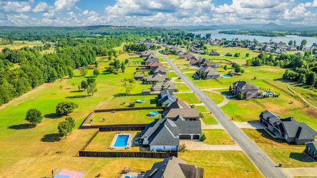 133 Plantation Drive, Mayflower, AR 72106